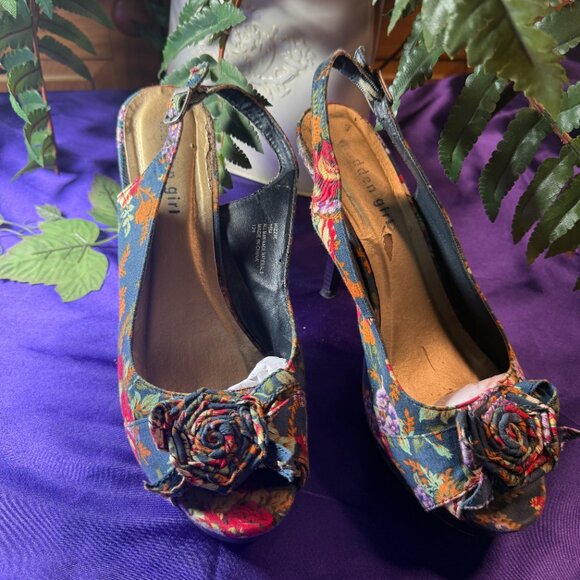 📌Madden Girl Floral Fabric 5 " High Heels Slingback Sandal with Platform - Picture 2 of 14
